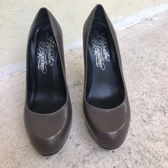 Alejandro Ingelmo platforms   - Picture 2 of 4